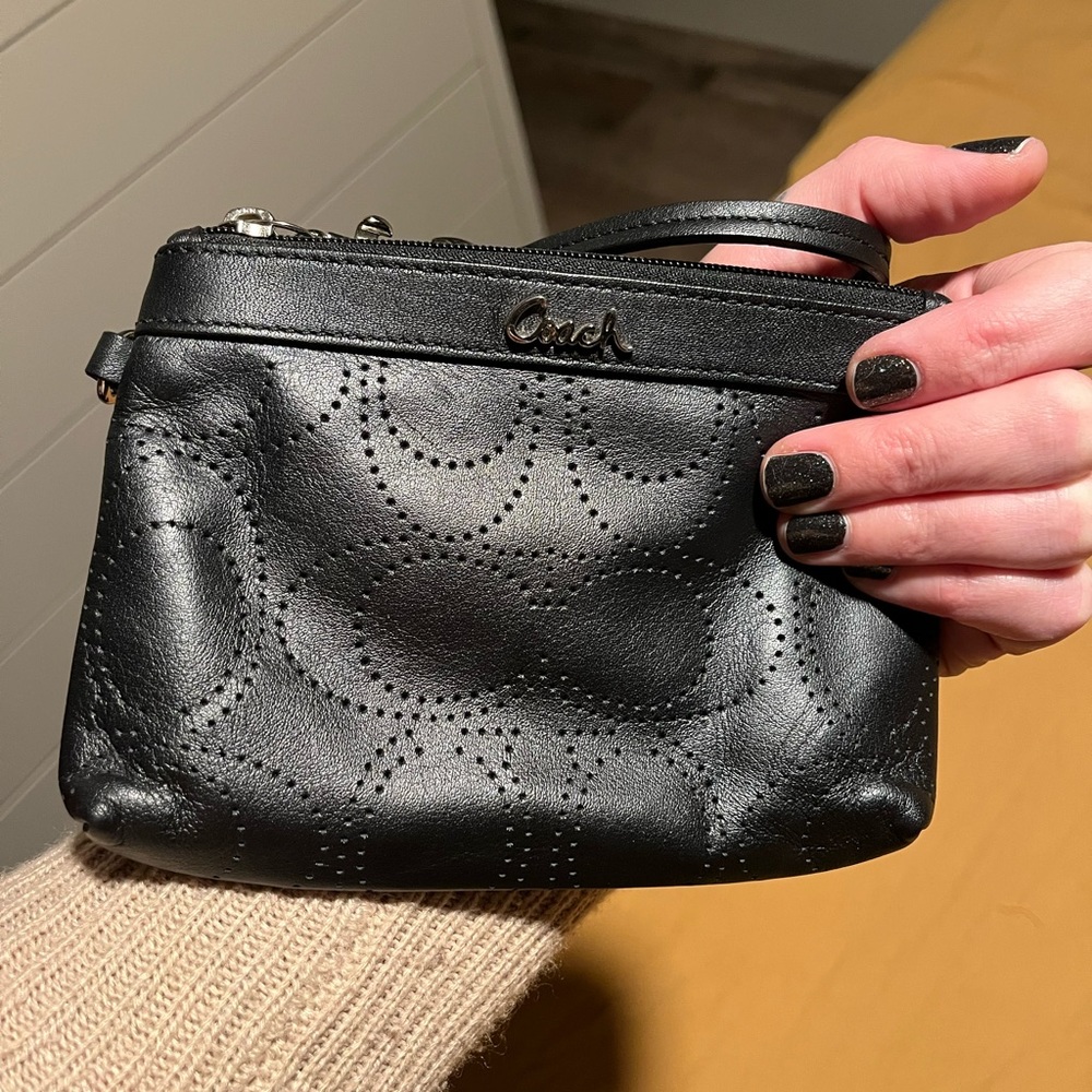 COACH clutch/wristlet  - black